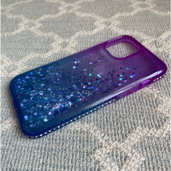 iPhone 12 Pro Max Cases - Picture 2 of 7